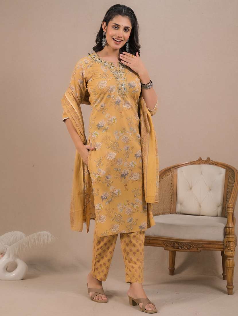 women three quarter sleeve kurta pant with dupatta set - 21962260 -  Standard Image - 1