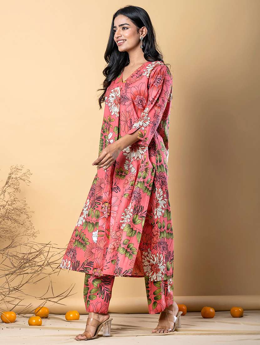 women printed three quarter sleeve kurta pant set - 21962268 -  Standard Image - 1