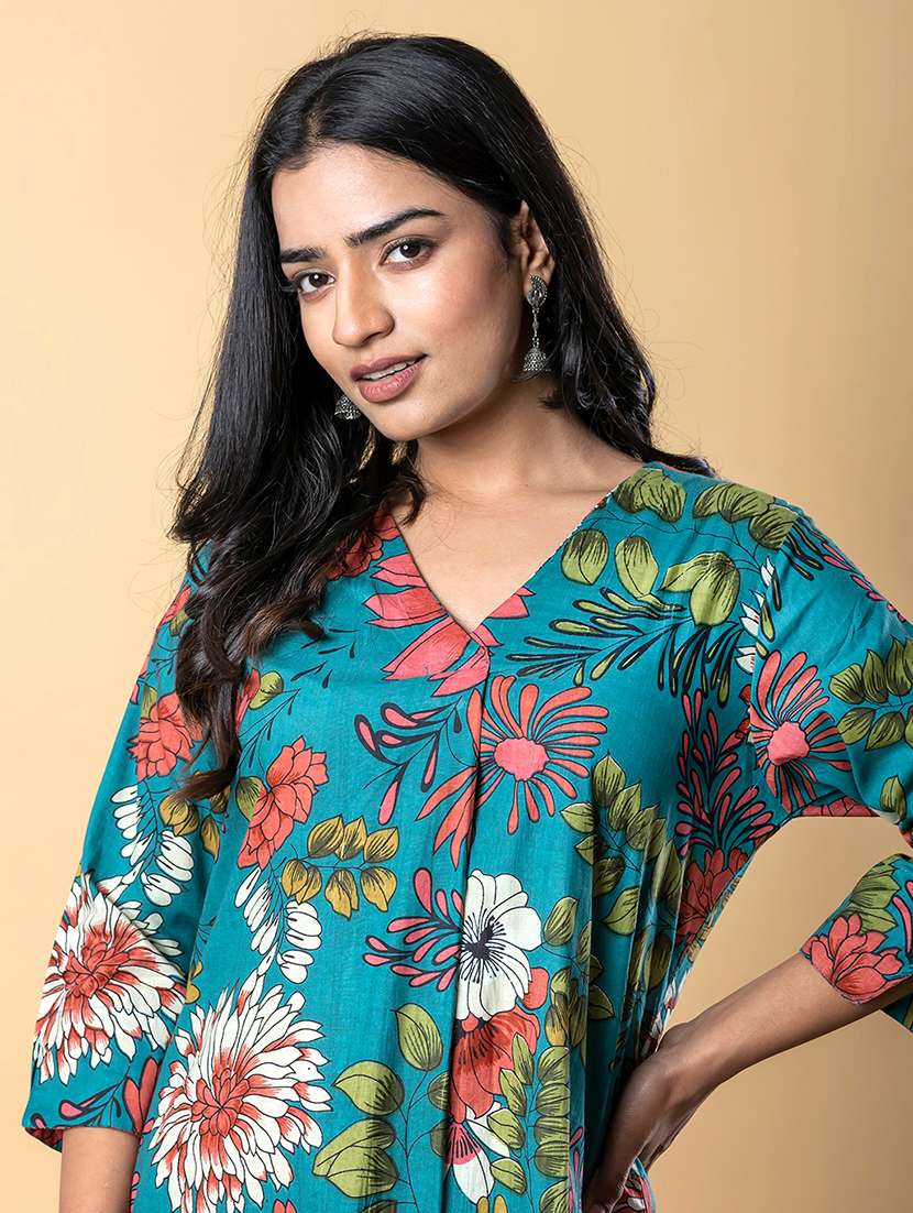 women printed three quarter sleeve kurta pant set - 21962269 -  Standard Image - 4