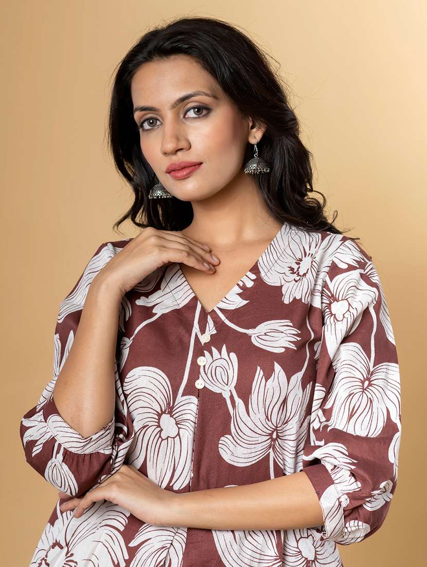 women printed three quarter sleeve kurta pant set - 21962272 -  Standard Image - 4