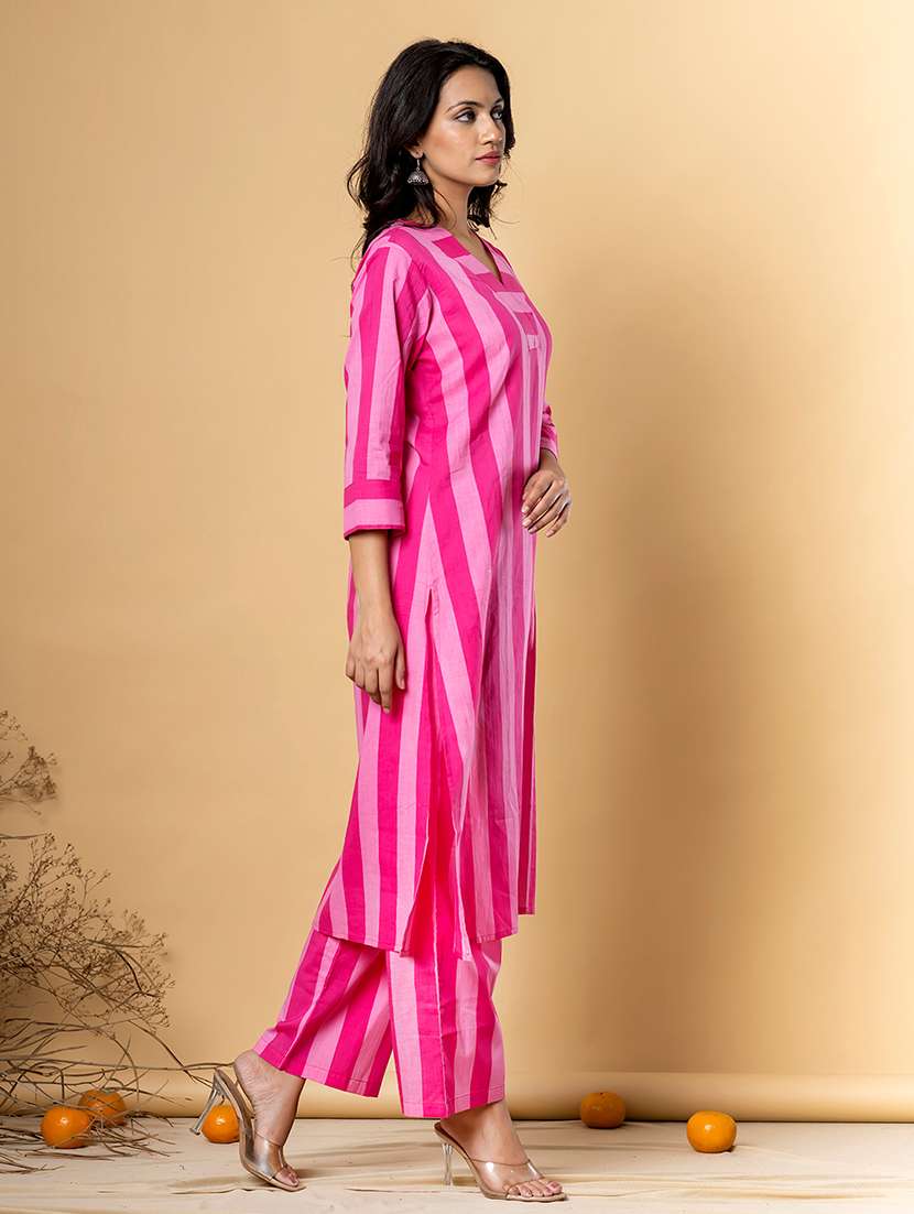 women printed three quarter sleeve kurta pant set - 21962295 -  Standard Image - 1