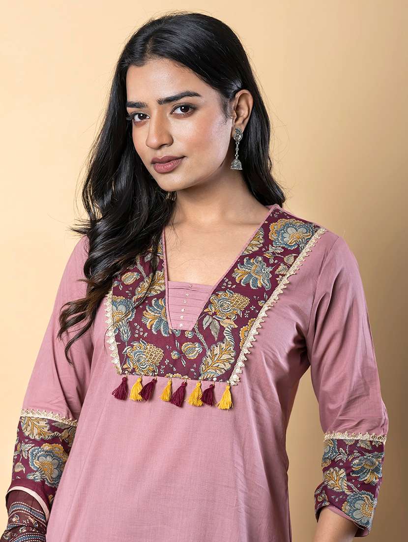 women three quarter sleeve kurta pant with dupatta set - 21962306 -  Standard Image - 4