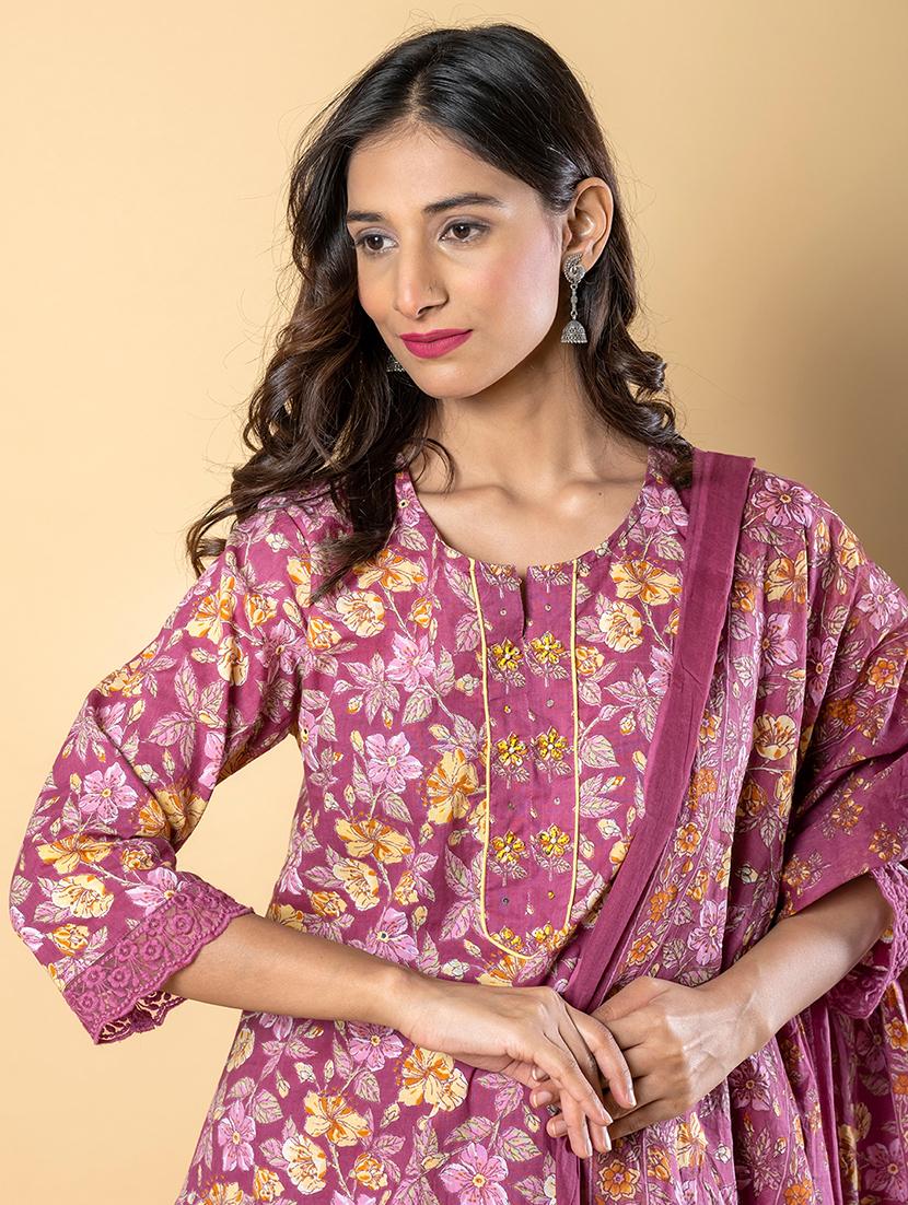women three quarter sleeve kurta pant with dupatta set - 21962314 -  Standard Image - 4