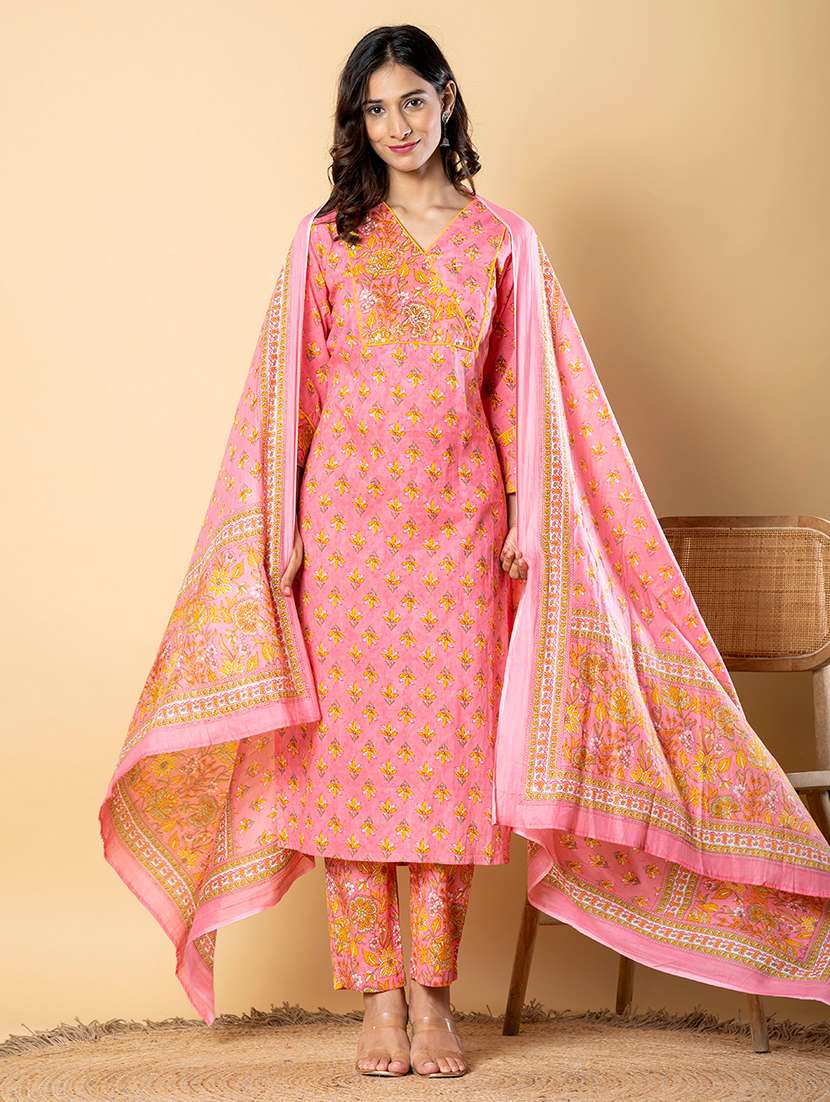 women three quarter sleeve kurta pant with dupatta set - 21962316 -  Standard Image - 1