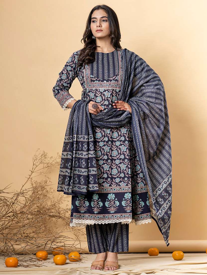 women three quarter sleeve kurta pant with dupatta set - 21962319 -  Standard Image - 1