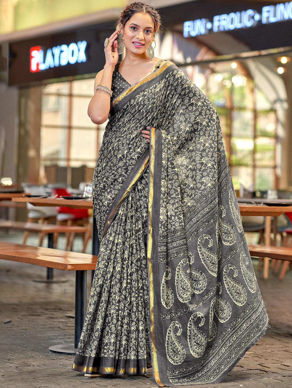 women printed casual wear saree with blouse - 21962365 - Zoom Image - 0