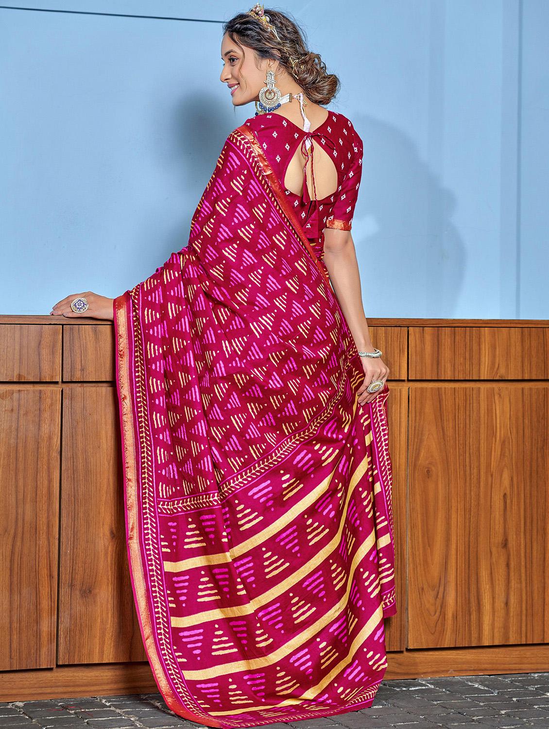 women printed casual wear saree with blouse - 21962380 - Standard Image - 1