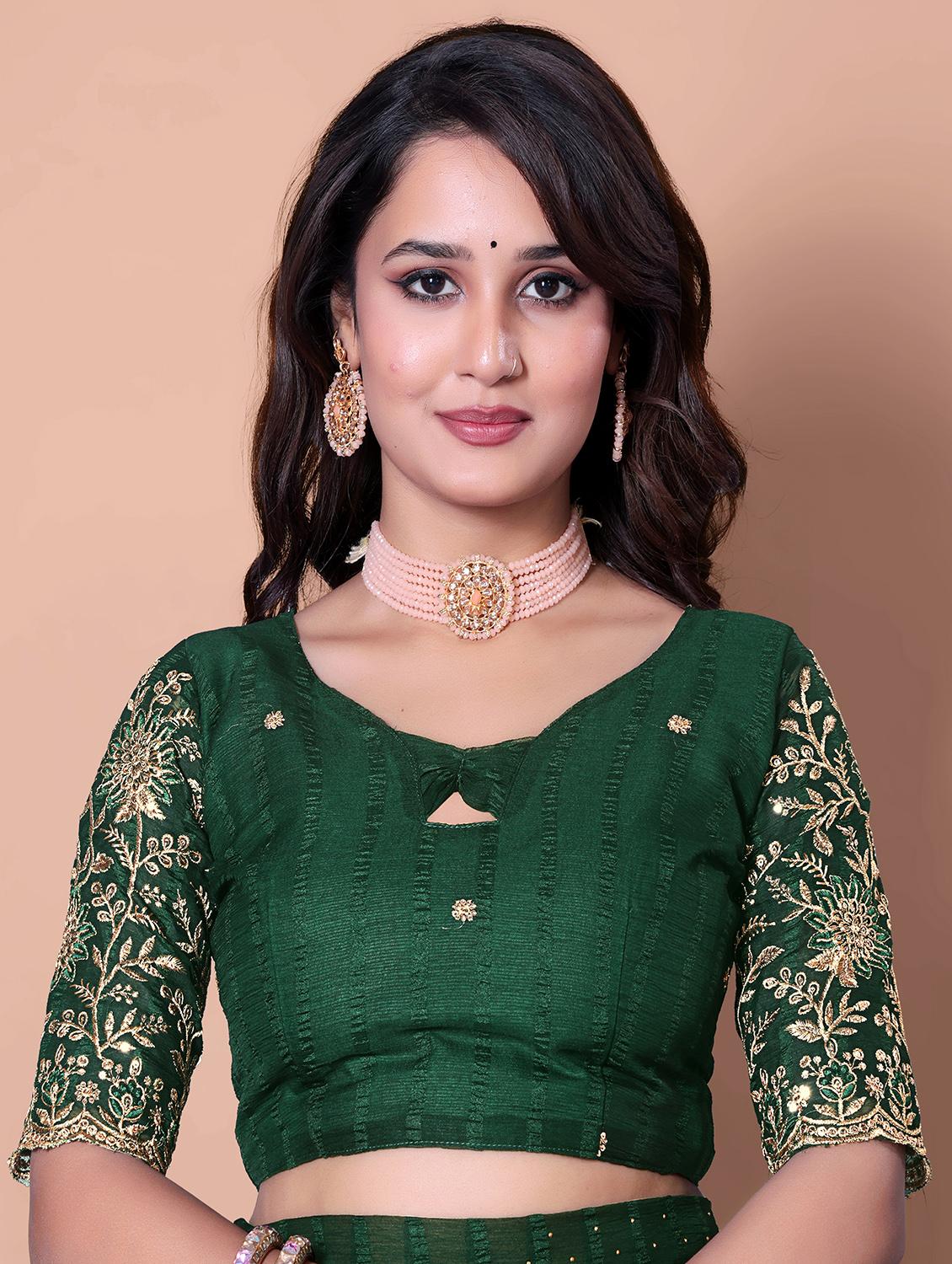 women striped embellished saree with blouse - 21962455 - Standard Image - 4