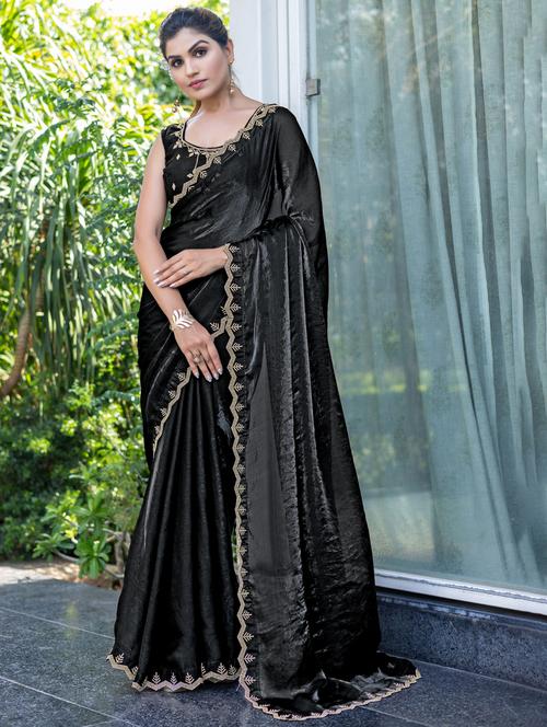 women solid with embellished bordered saree with blouse - 21962554 -  Standard Image - 0