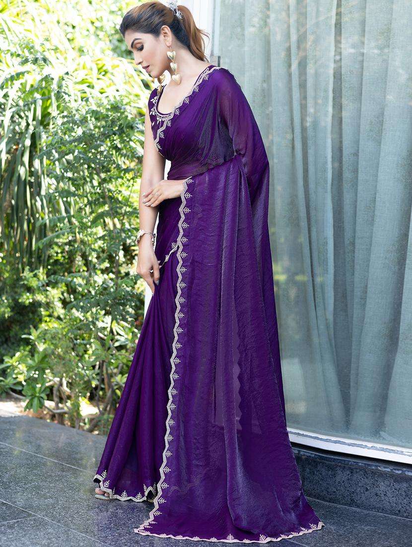 women solid with embellished bordered saree with blouse - 21962574 -  Standard Image - 4