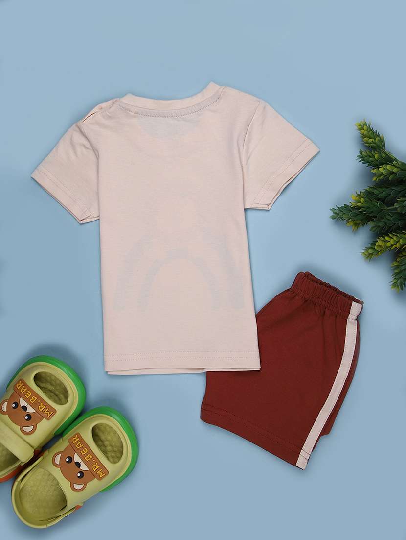 boys printed t-shirt and short set - 21962585 -  Standard Image - 1