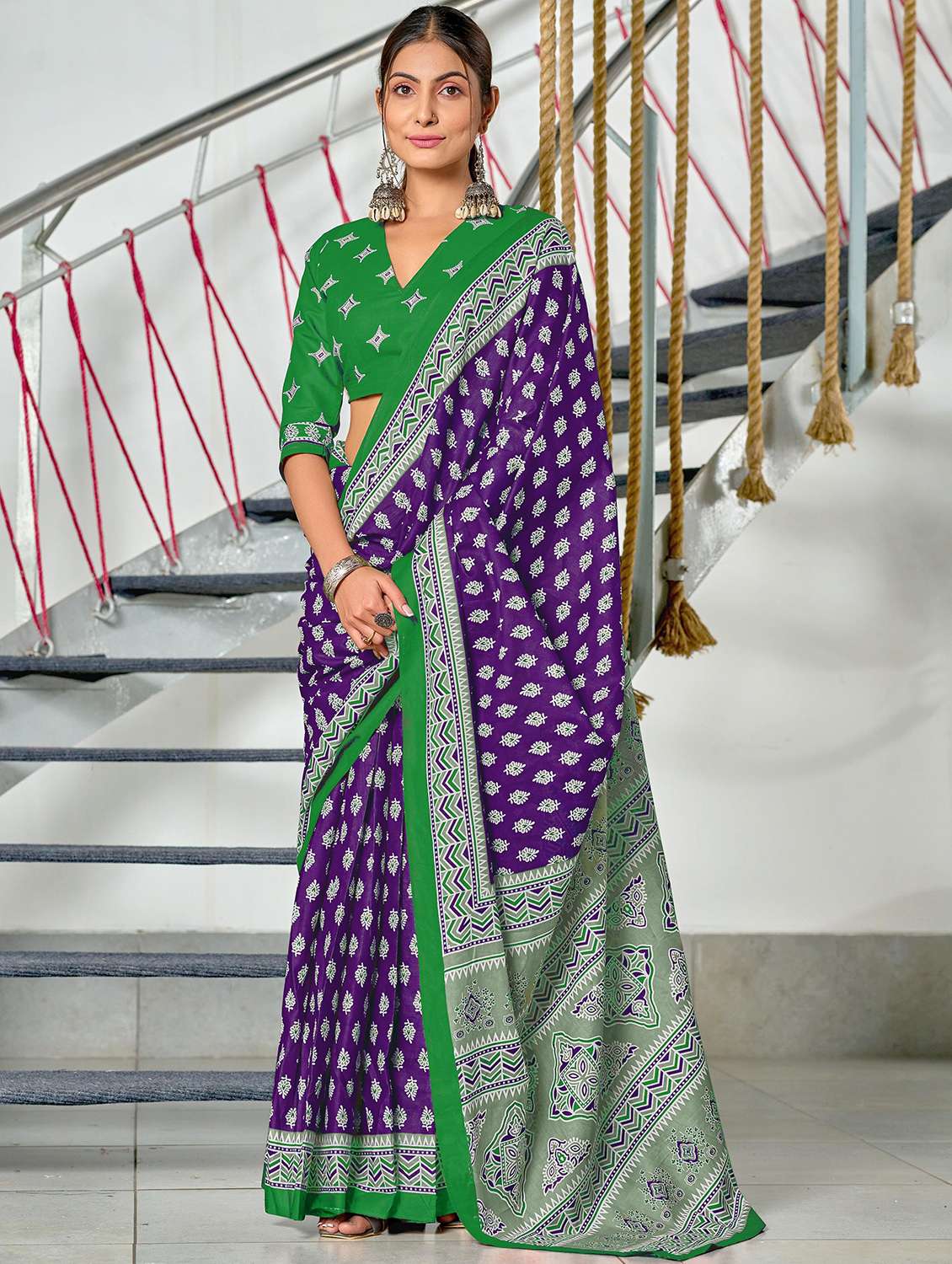 women printed casual wear saree with blouse