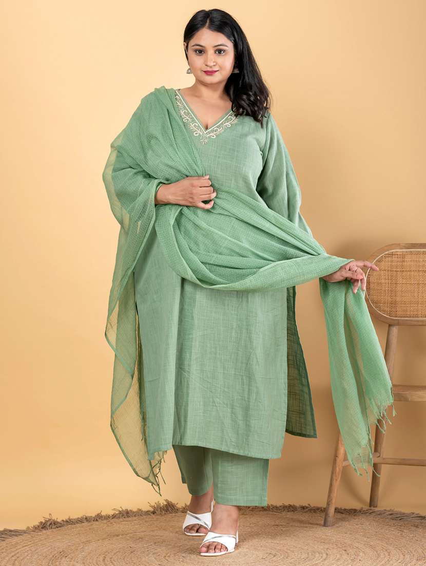 women plus size three quarter sleeve kurta pant with dupatta set