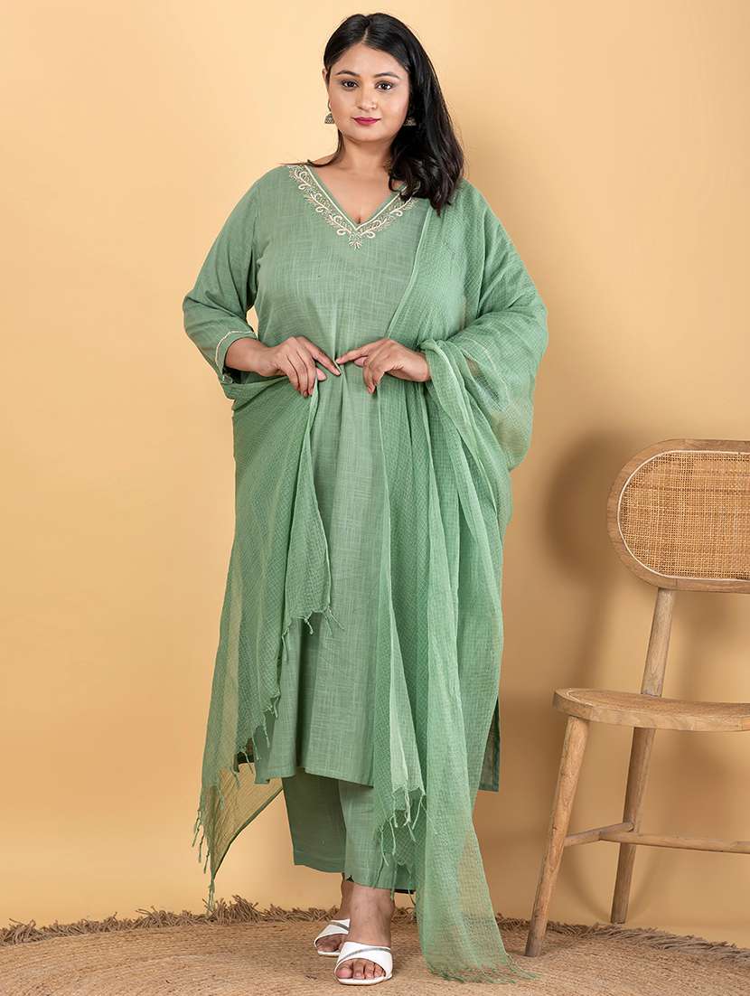 women plus size three quarter sleeve kurta pant with dupatta set - 21963102 -  Standard Image - 1