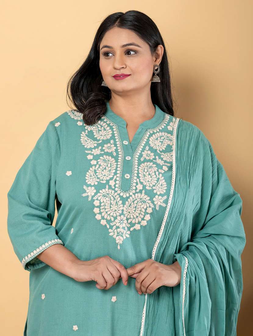 women plus size three quarter sleeve kurta pant with dupatta set - 21963104 -  Standard Image - 4