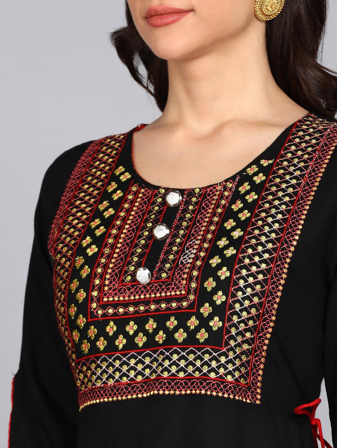 women embroidered three quarter sleeve ethnic dress - 21963331 - Standard Image - 4