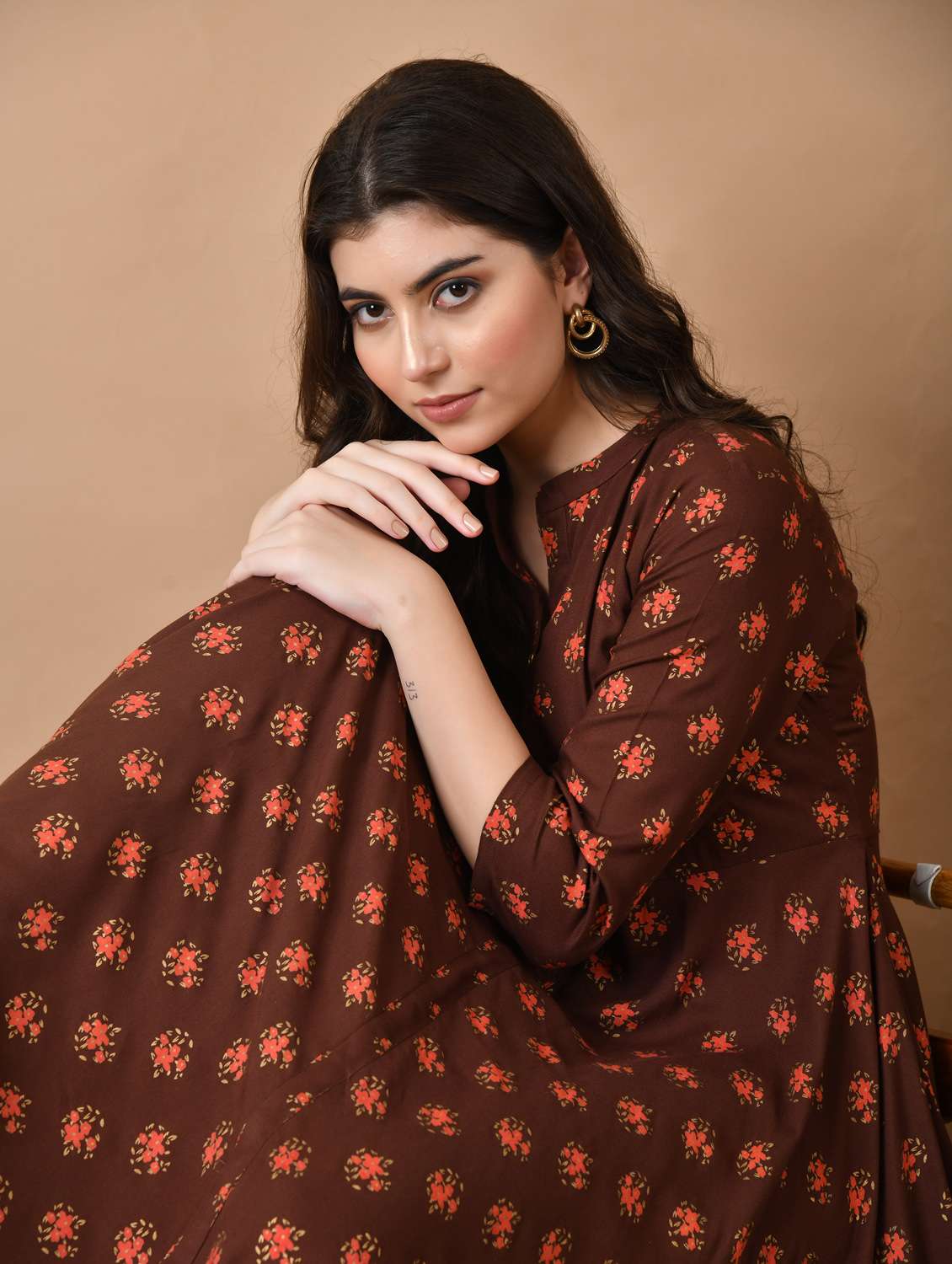women floral printed three quarter sleeve ethnic dress - 21963341 - Standard Image - 4