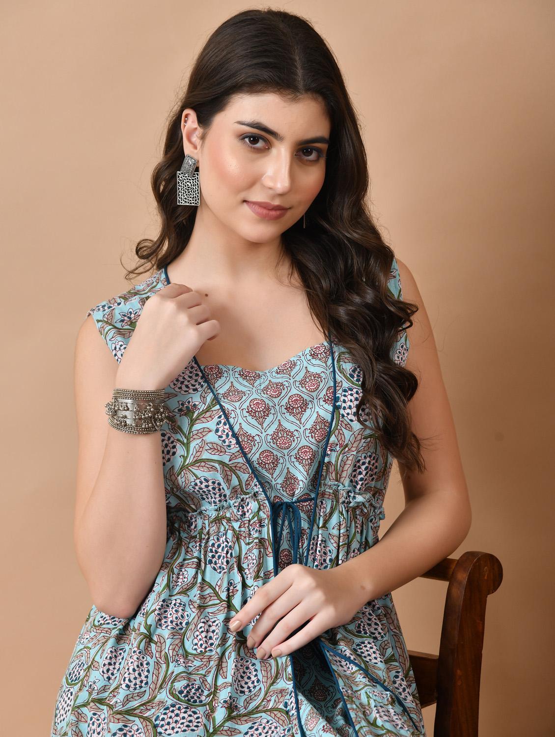 women blue floral printed sleeveless tiered ethnic dress - 21963352 - Standard Image - 4