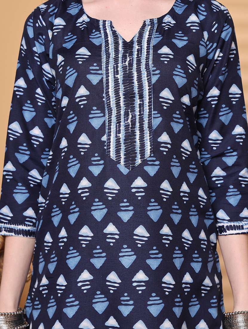 women printed three quarter sleeve kurta salwar with dupatta set - 21963384 -  Standard Image - 4