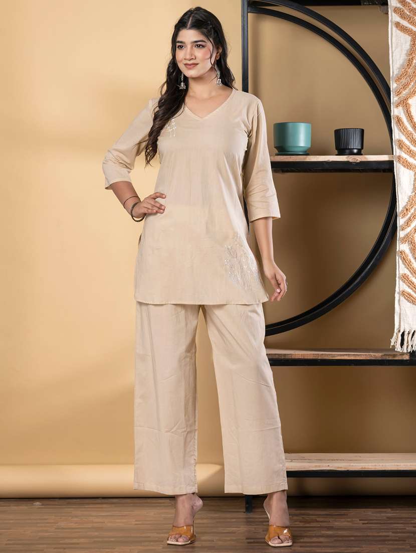 women three quarter sleeve ethnic co-ord set