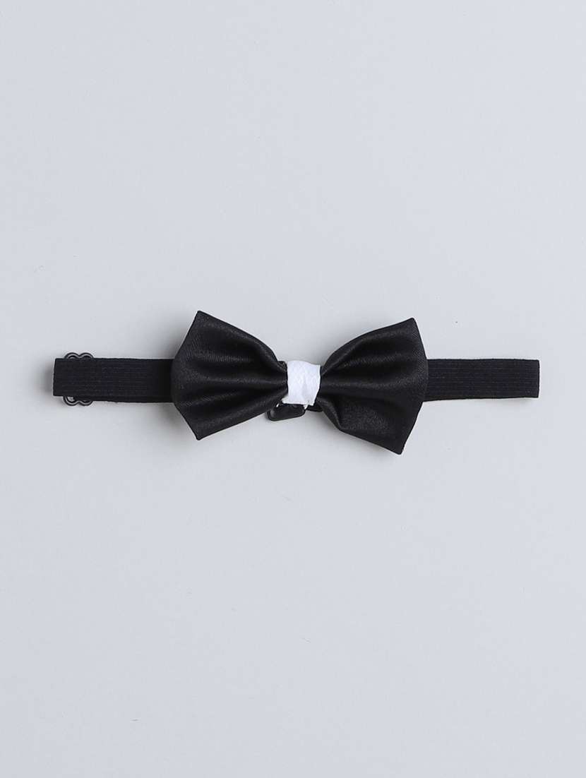 boys shirt and trouser with waistcoat  and bow tie - 21964663 -  Standard Image - 4