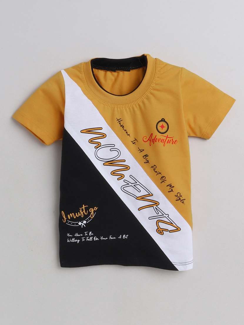 boys printed t-shirt & shorts casual wear set - 21964739 -  Standard Image - 1