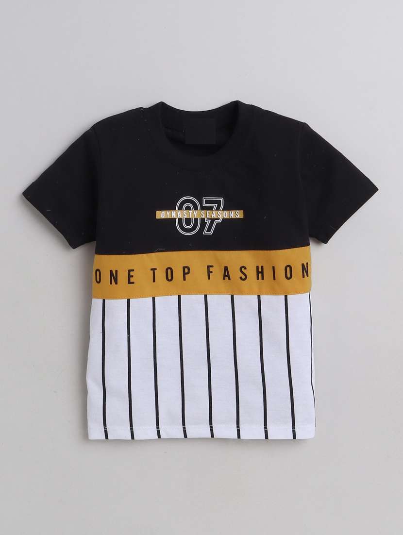 boys printed t-shirt & shorts casual wear set - 21964747 -  Standard Image - 1