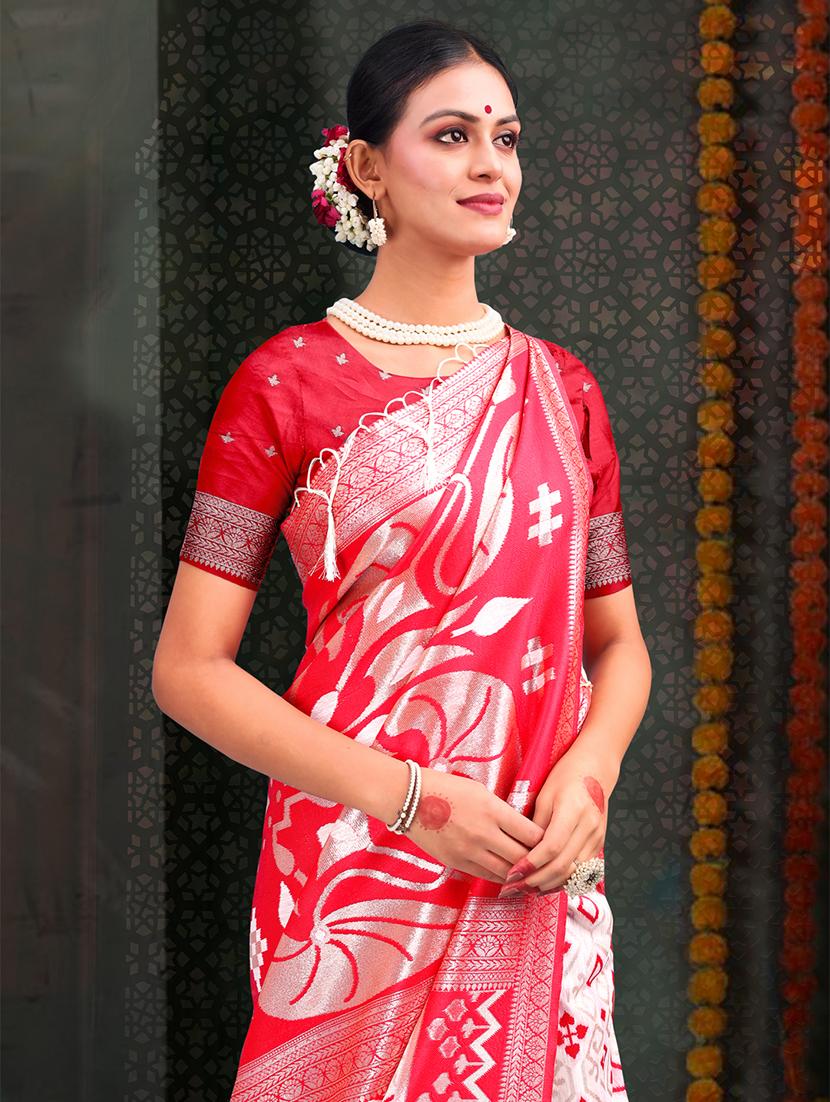 women self design bordered saree with blouse - 21964875 - Standard Image - 4