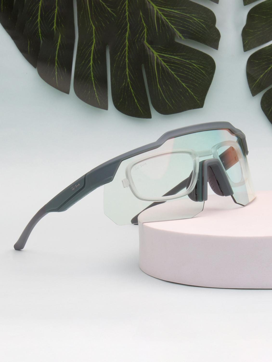 unisex sports shooting glasses with photochromic lens - 21964955 - Zoom Image - 0