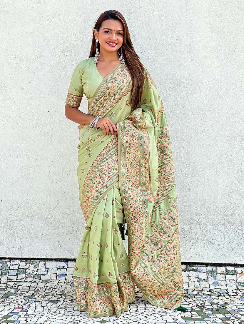 women self design banarasi saree with blouse - 21965067 -  Standard Image - 1