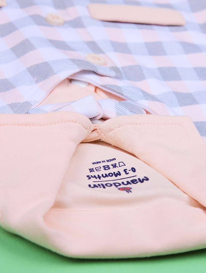 boys checkered t-shirt & shorts twin set  - 21965297 -  Standard Image - 4