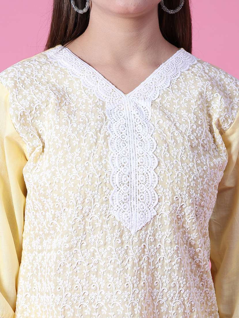 women three quarter sleeve kurta pant with dupatta set - 21965519 -  Standard Image - 4