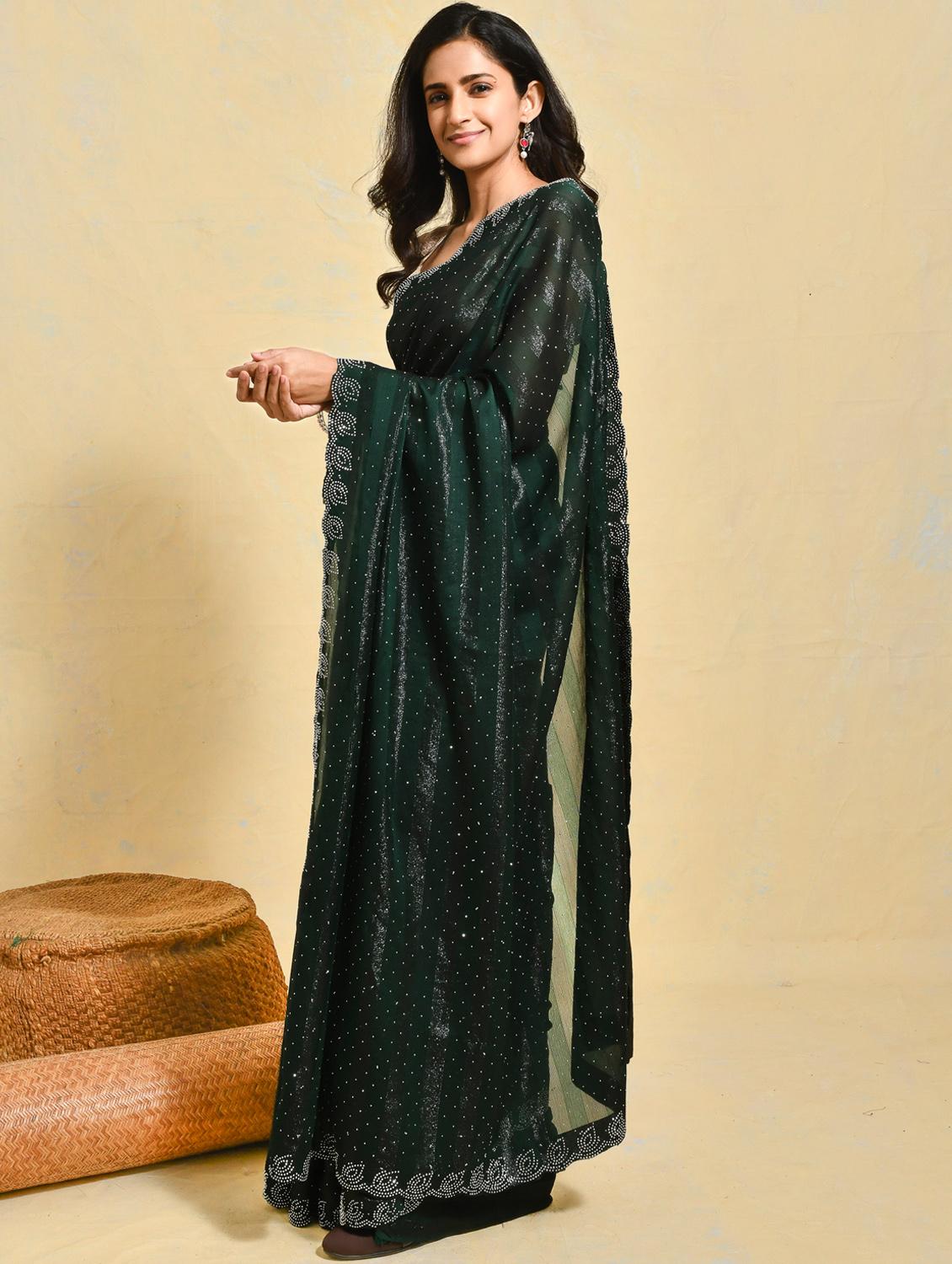 women striped embellished saree with blouse - 21965552 -  Standard Image - 1