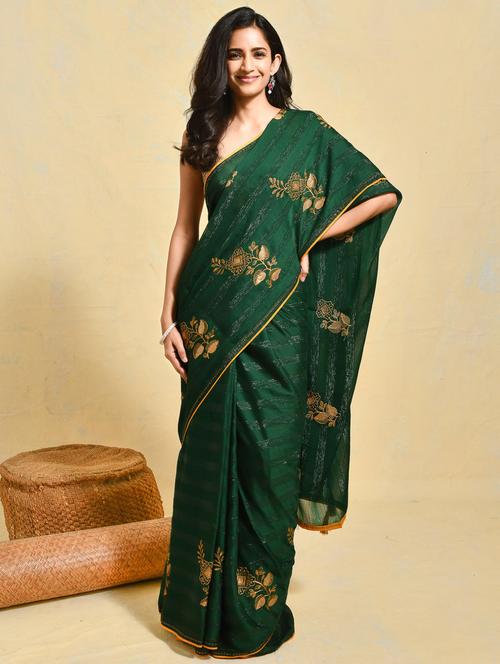 women striped embroidered saree with blouse - 21965554 -  Standard Image - 0