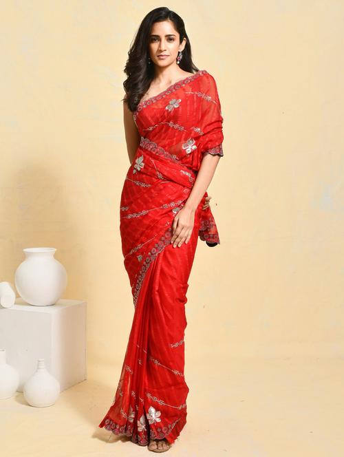 women striped embroidered saree with blouse - 21965565 -  Standard Image - 0