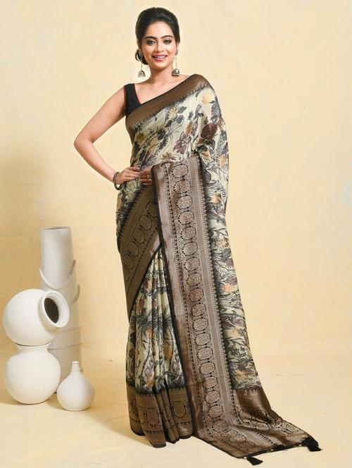 women printed casual wear saree with blouse - 21965604 - Standard Image - 0