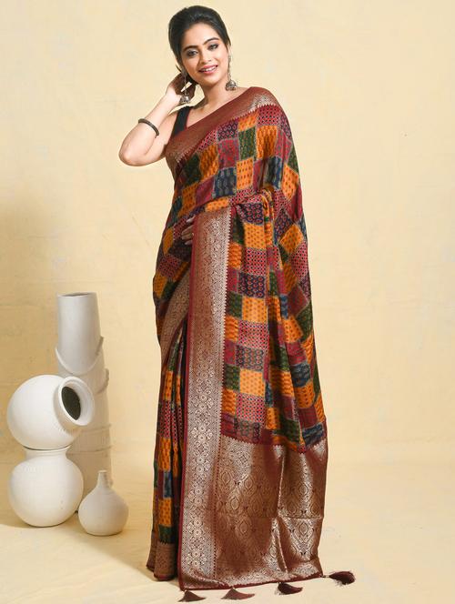 women printed bordered saree with blouse - 21965605 -  Standard Image - 0