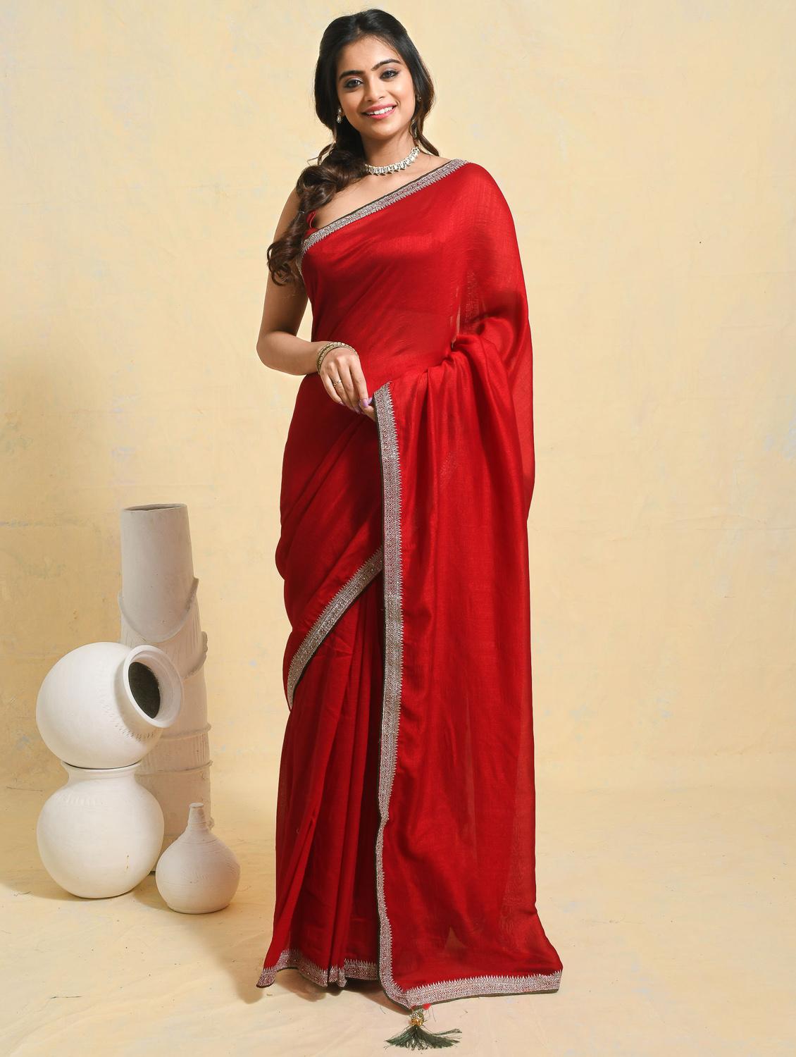 women solid with embellished bordered saree with blouse - 21965649 - Zoom Image - 0