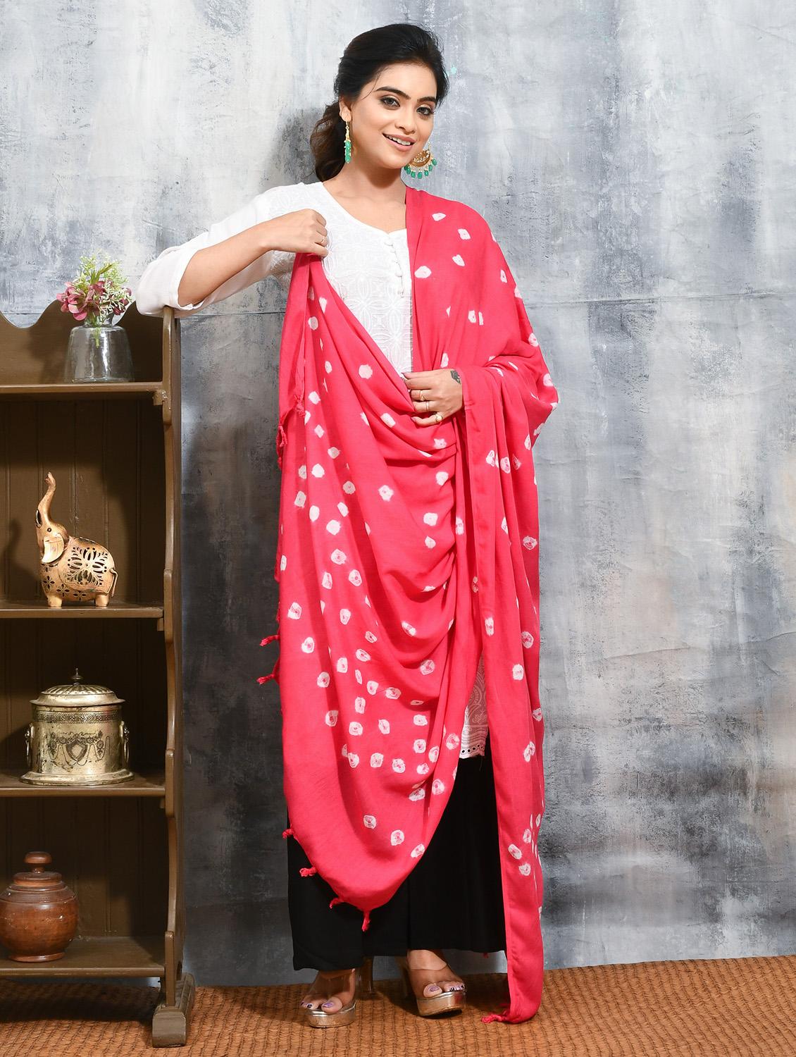 women pink bandhani printed dupatta - 21965741 - Standard Image - 1