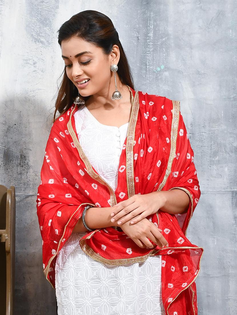 women red bandhani printed dupatta - 21965820 - Standard Image - 4
