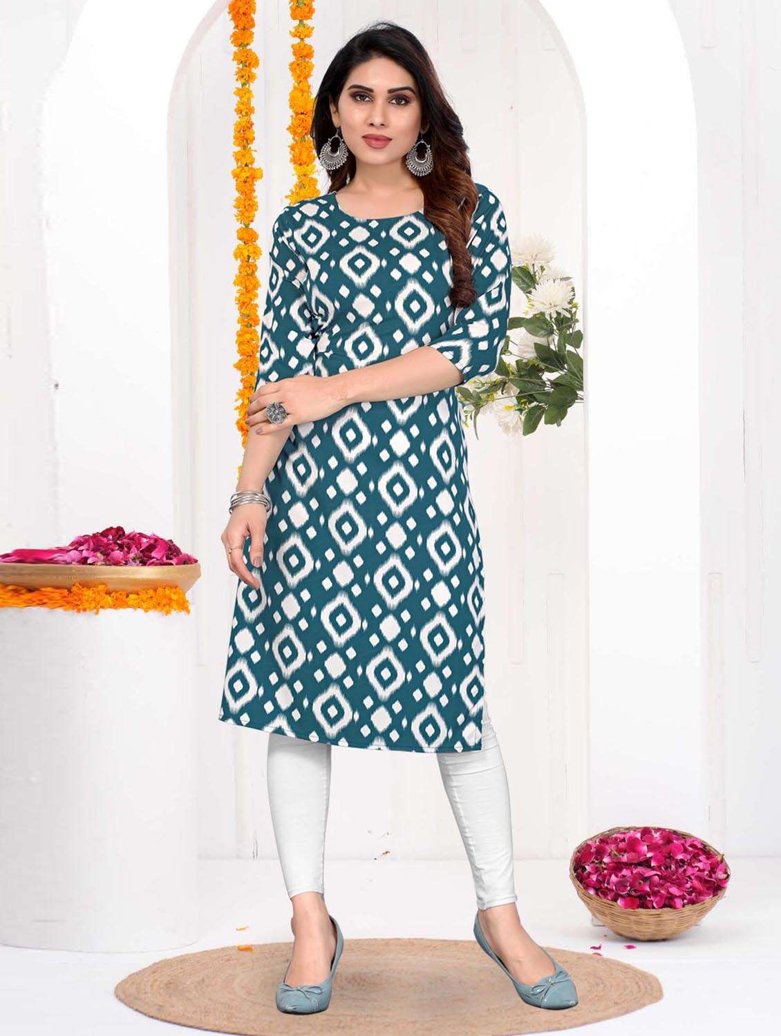 women printed three quarter sleeve straight kurta - 21965895 -  Standard Image - 1