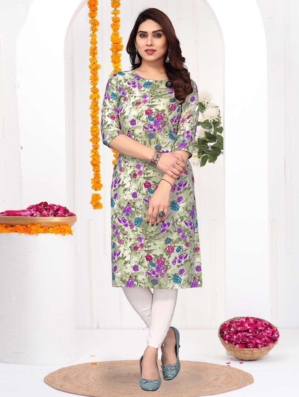 women printed three quarter sleeve straight kurta