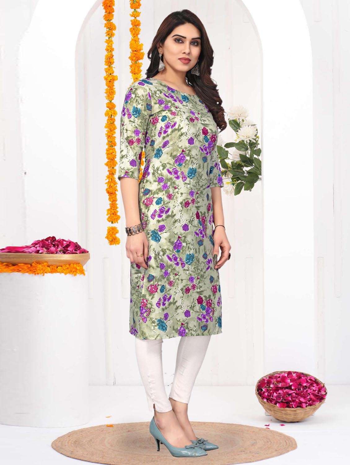 women printed three quarter sleeve straight kurta - 21965911 -  Standard Image - 1