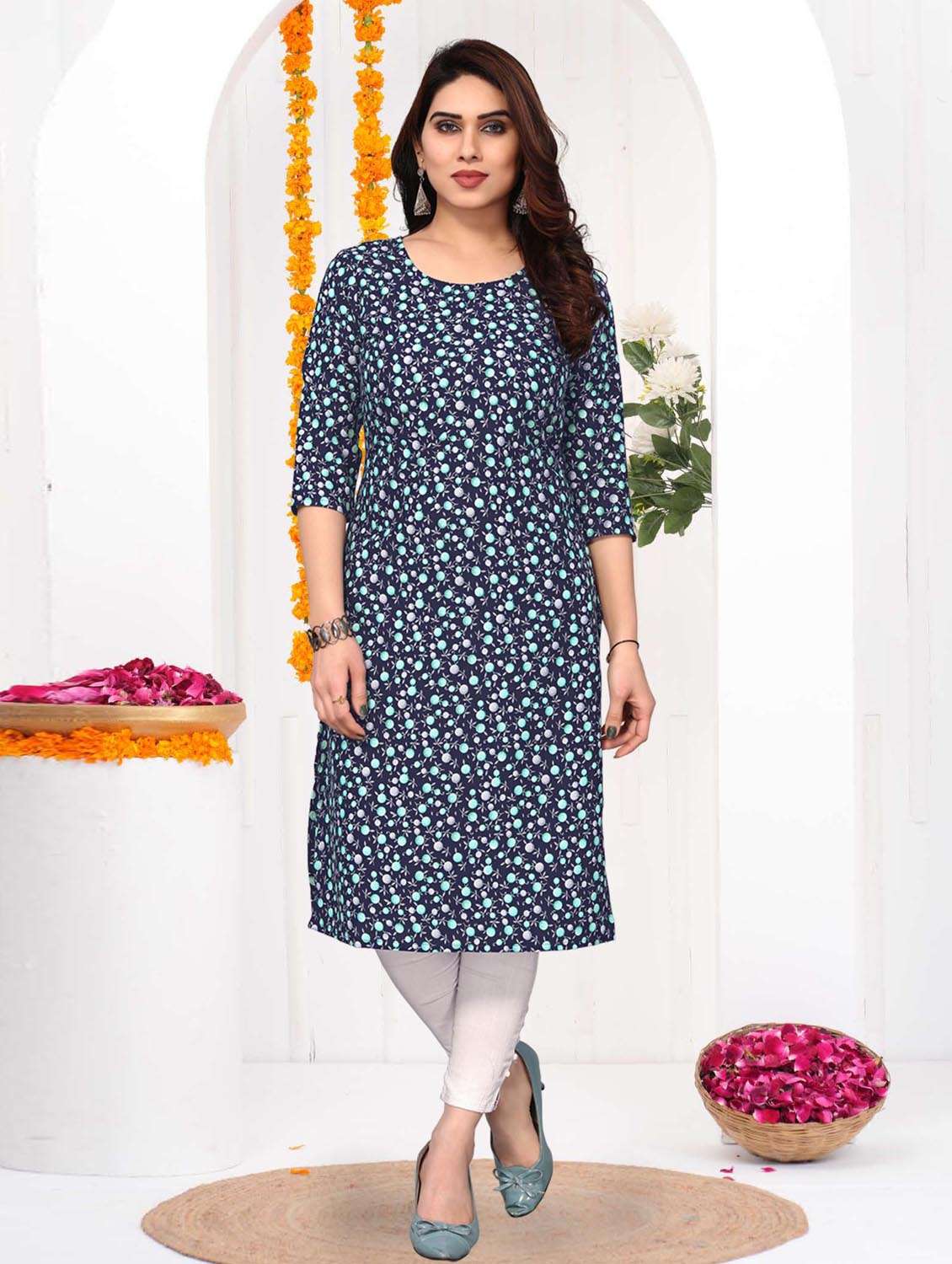 women printed three quarter sleeve straight kurta