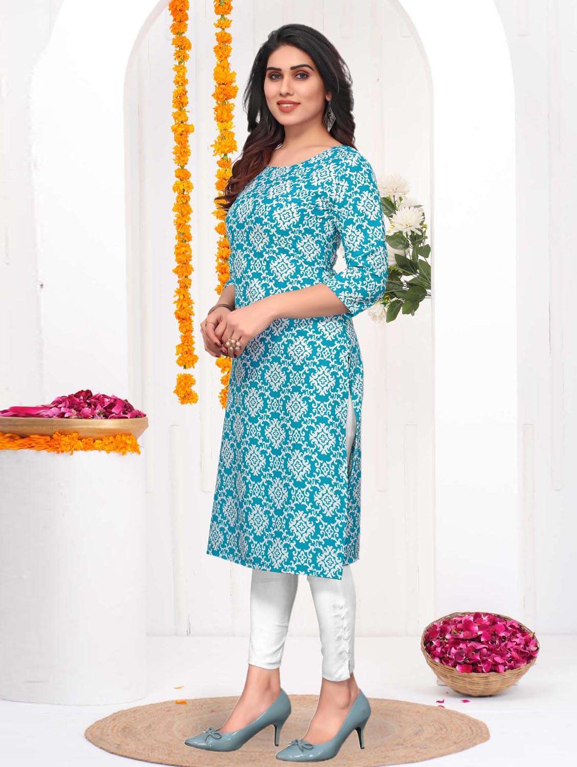 women printed three quarter sleeve straight kurta - 21965975 -  Standard Image - 1
