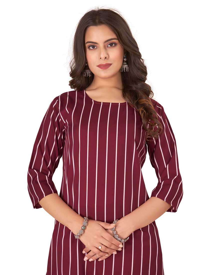 women striped three quarter sleeve straight kurta - 21965982 -  Standard Image - 4
