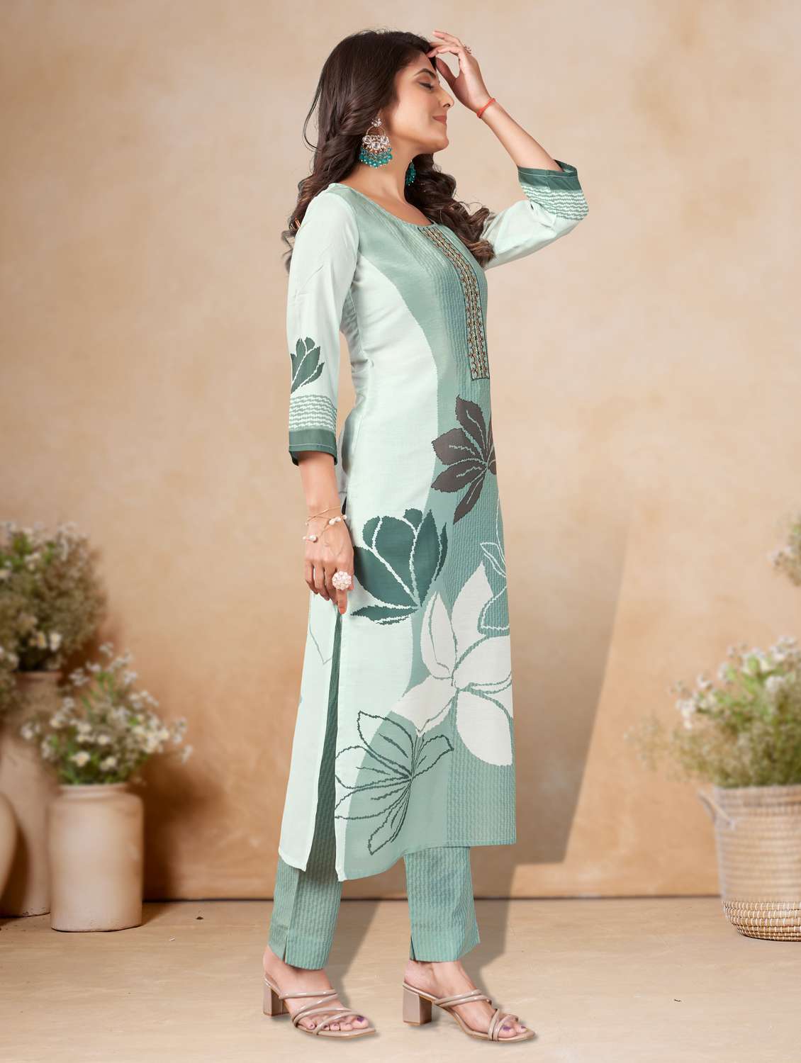 women three quarter sleeve kurta pant set - 21966052 -  Standard Image - 1