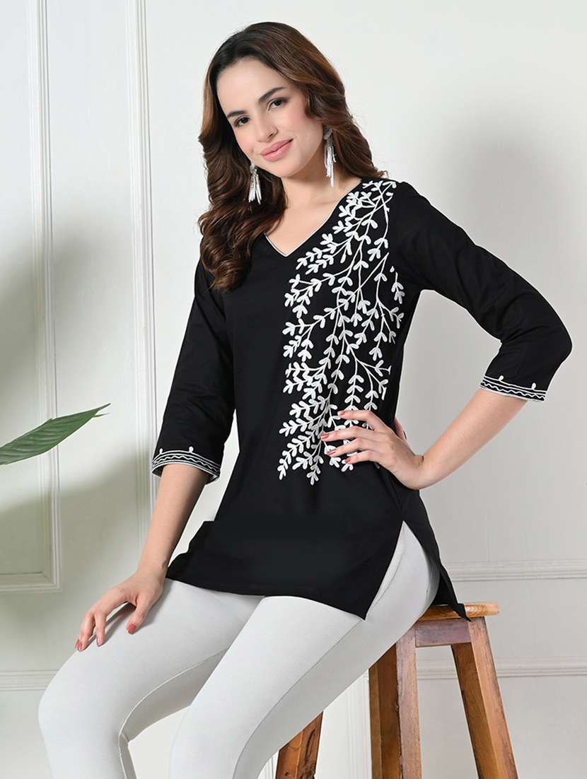 women embroidered three quarter sleeve straight kurta