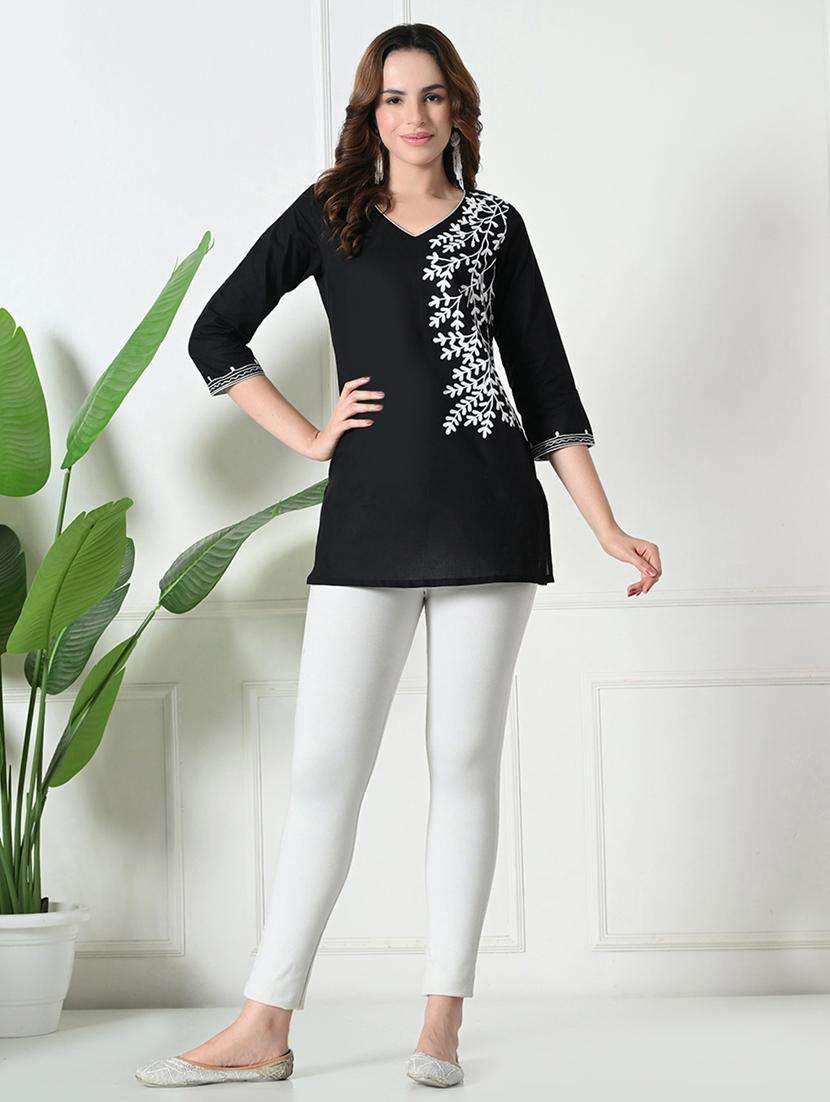 women embroidered three quarter sleeve straight kurta - 21966082 -  Standard Image - 4