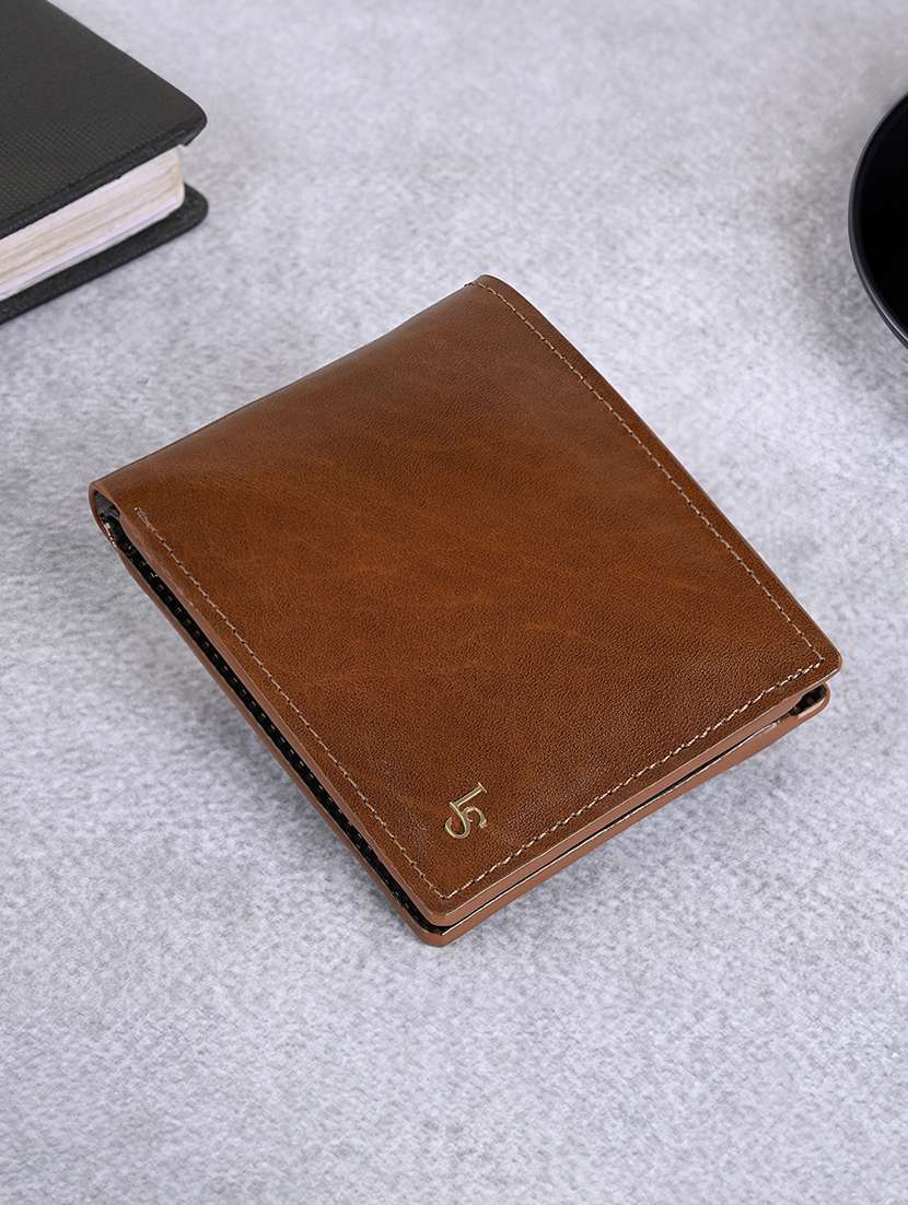men's leather bi-fold tan wallet
